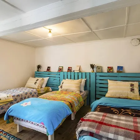 Couette-café Hobbithousebademler Urla