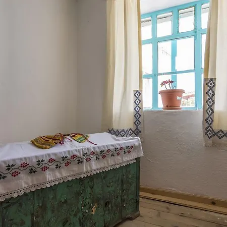 Hobbithousebademler Urla