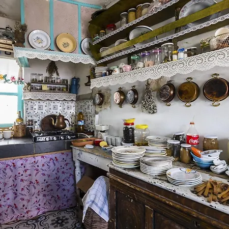 Bed & Breakfast Hobbithousebademler Urla