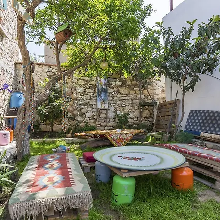 Bed & Breakfast Hobbithousebademler *