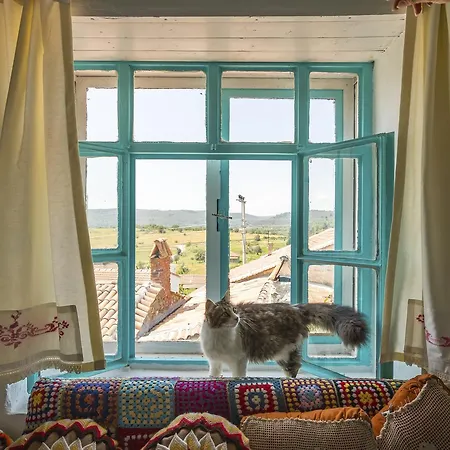 Hobbithousebademler Bed & Breakfast Urla