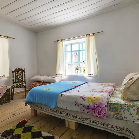 Hobbithousebademler Bed & Breakfast