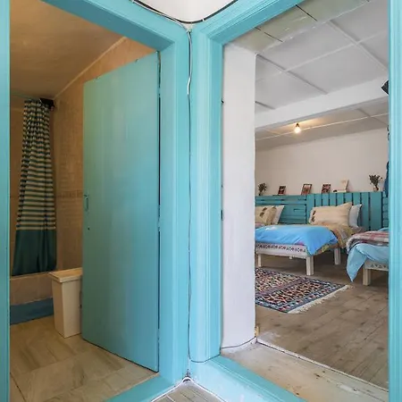 Hobbithousebademler Urla