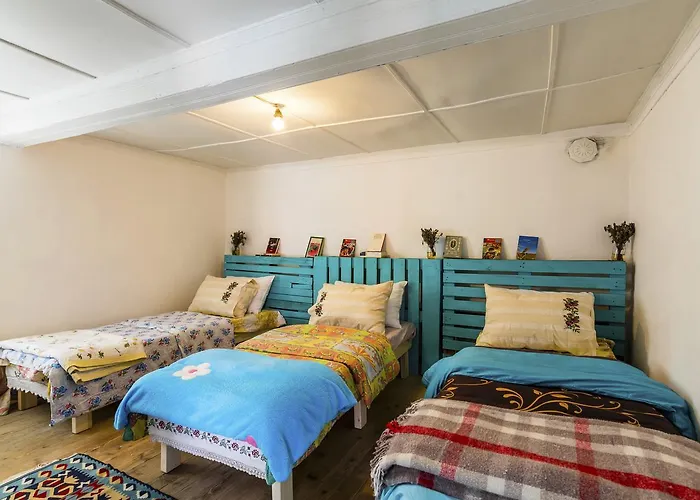 Oda ve Kahvaltı Hobbithousebademler Urla